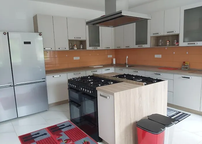 Divaca, Srebrna ディヴァーチャ