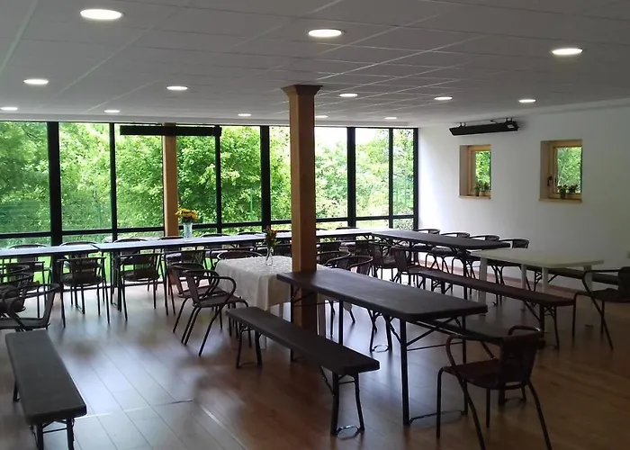 Divaca, Srebrna Апартаменты *